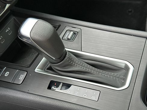 New 2026 Nissan Kicks S image 31