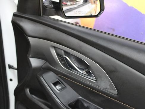 Used 2019 Chevrolet Traverse RS AWD/4WD image 11