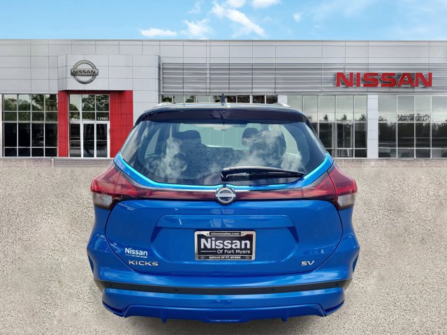 Certified 2023 Nissan Kicks SV FWD image 3