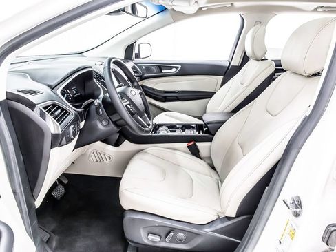 Used 2019 Ford Edge Titanium FWD image 23