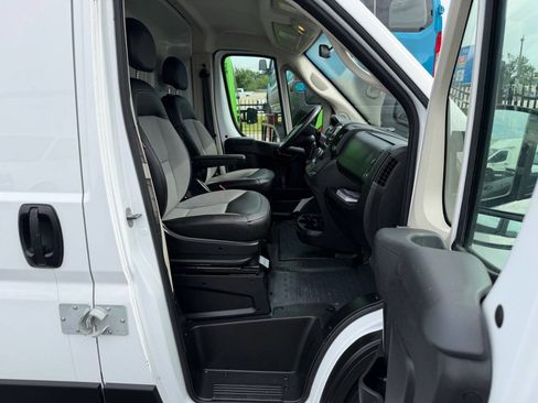 Used 2021 RAM ProMaster 2500 FWD image 15