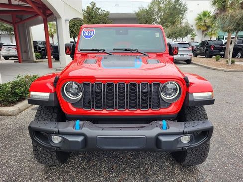 Used 2024 Jeep Wrangler Unlimited Rubicon 4xe image 21