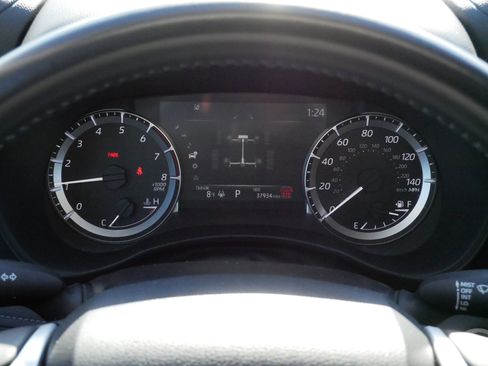 Certified 2024 Toyota Highlander LE image 24