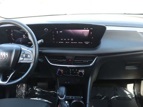 Used 2025 Buick Encore GX Preferred image 14