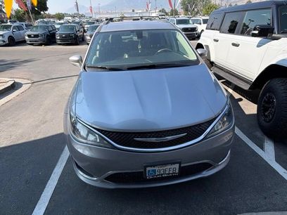 Used 2020 Chrysler Pacifica Touring-L