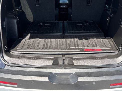 Certified 2021 GMC Acadia SLE w/ Driver Convenience Package image 49