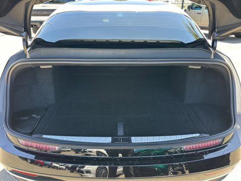 Used 2023 Lucid Air Touring AWD/4WD image 35