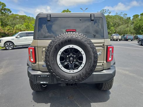 New 2025 Ford Bronco Outer Banks w/ Sasquatch Package image 5