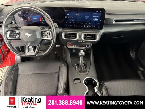 Used 2025 Ford Mustang Premium RWD image 18