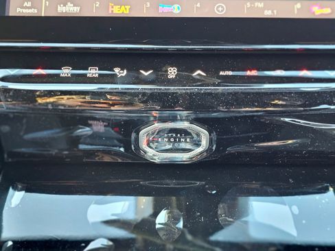 New 2026 Jeep Grand Cherokee L 4WD image 13