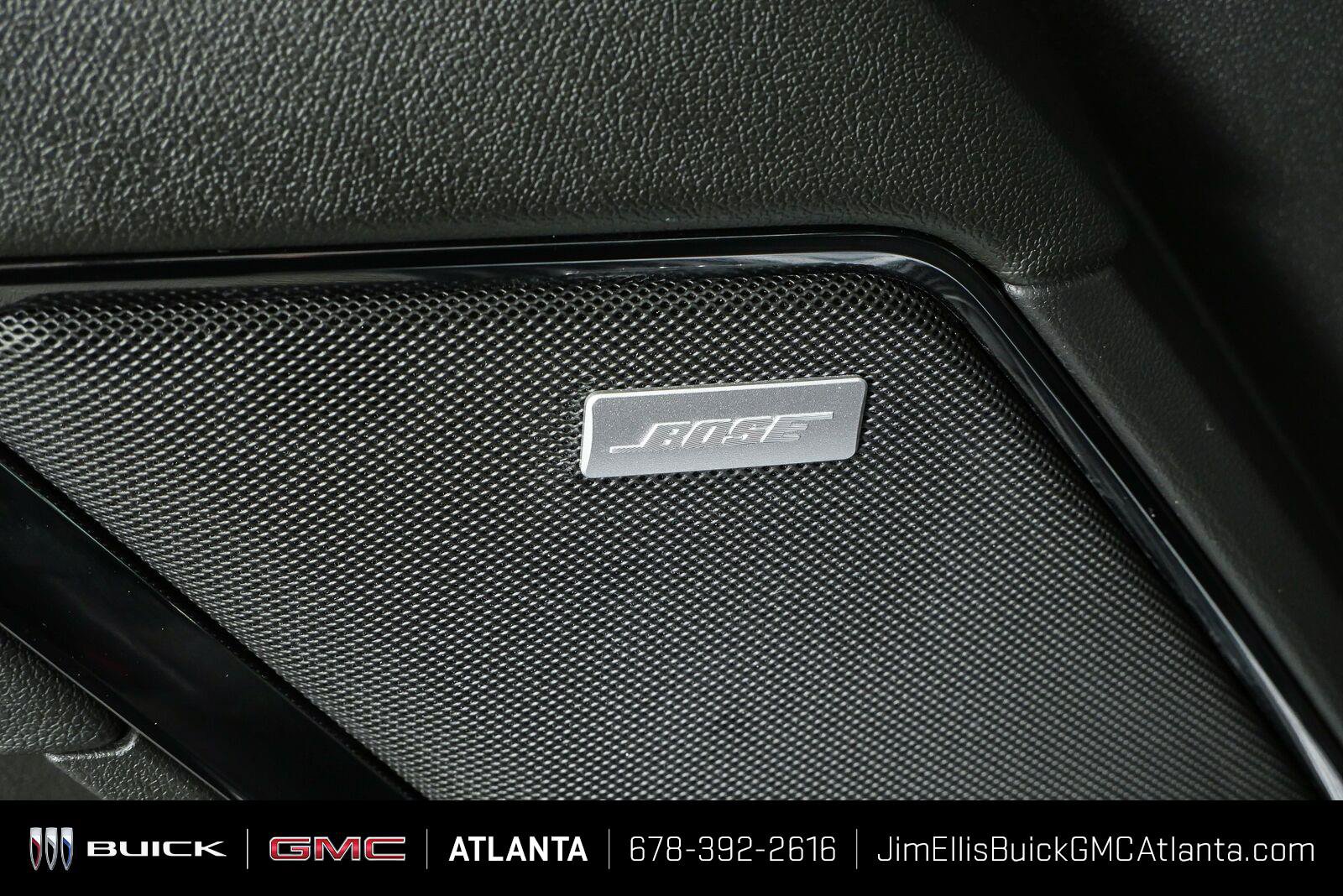 Used 2024 GMC Sierra 2500 AT4 w/ AT4 Premium Plus Package AWD/4WD image 8