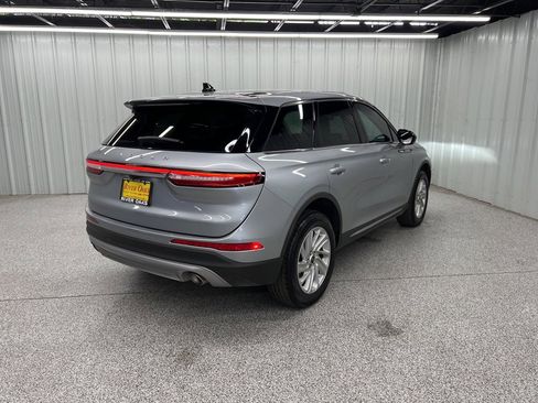 Used 2023 Lincoln Corsair FWD image 6