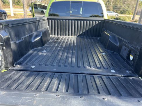 Used 2023 Toyota Tacoma TRD Sport image 33