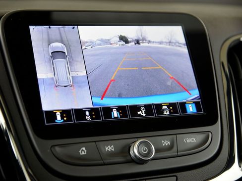 Used 2024 Chevrolet Equinox RS image 20