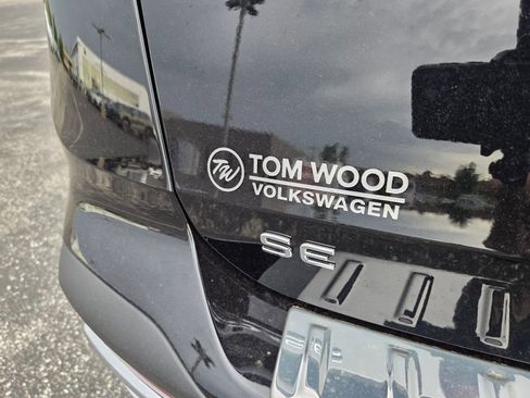 New 2026 Volkswagen Taos SE AWD/4WD image 10