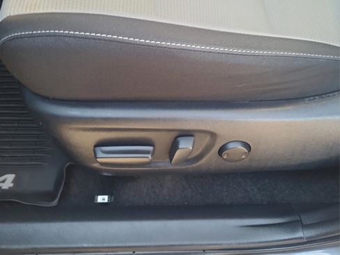 Certified 2018 Toyota RAV4 LE Plus image 13