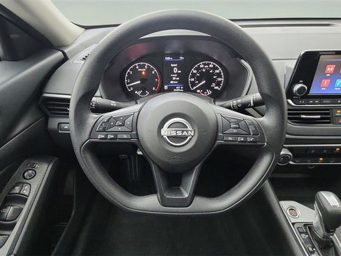 Used 2023 Nissan Altima 2.5 S image 23