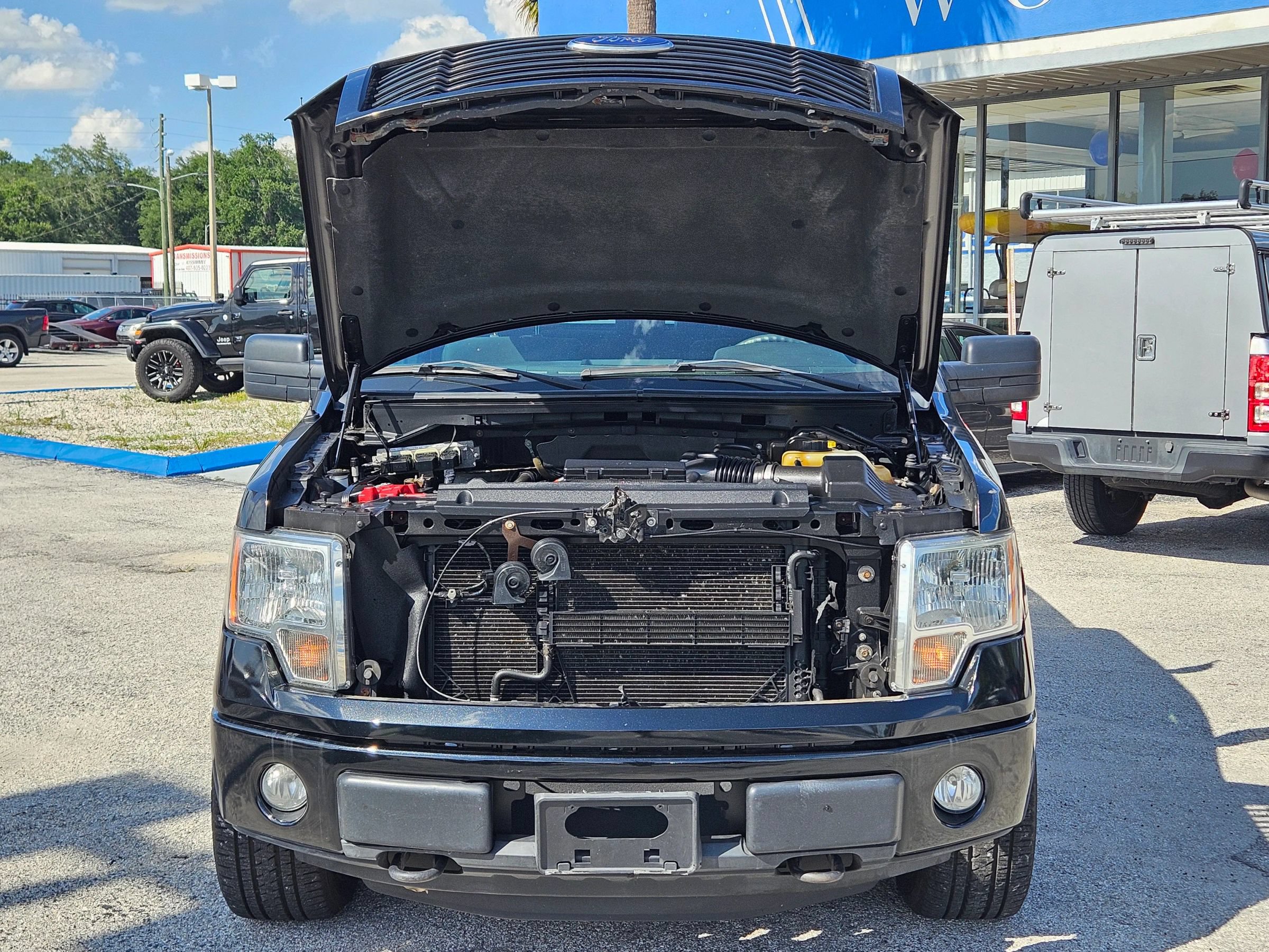 Used 2014 Ford F150 STX w/ Equipment Group 201A Mid AWD/4WD image 17