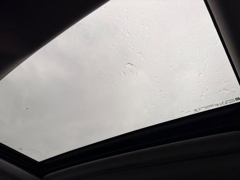 Used 2017 Chevrolet Tahoe LT w/ LT Signature Package image 28