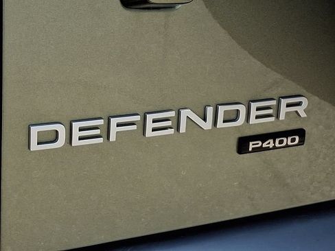 Used 2023 Land Rover Defender 110 SE AWD/4WD image 30