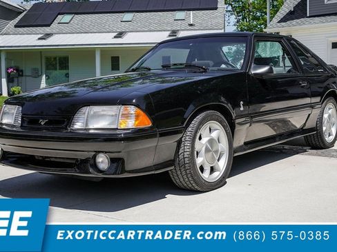 Used 1993 Ford Mustang Cobra RWD image 1