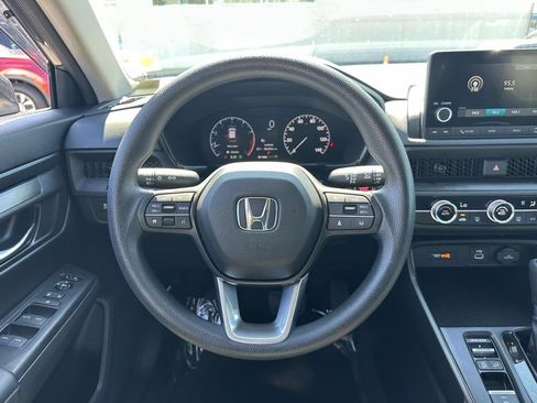 Certified 2025 Honda CR-V LX image 12