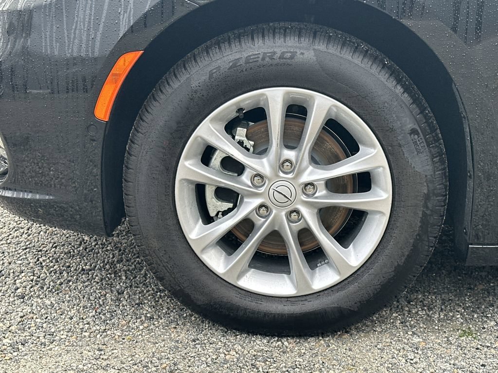 New 2026 Chrysler Pacifica Select FWD image 11