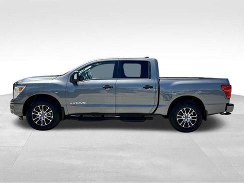 Certified 2024 Nissan Titan 2WD Crew Cab image 10