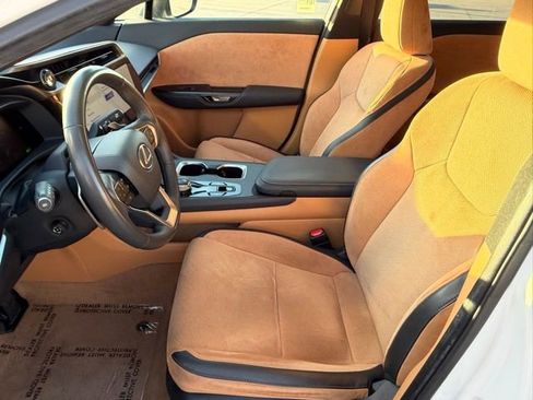 Used 2023 Lexus RZ 450e Premium w/ Accessory Package (Z1) image 10