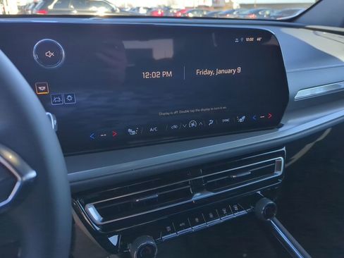 New 2026 Chevrolet Traverse LT w/ Enhanced Driving Package image 14