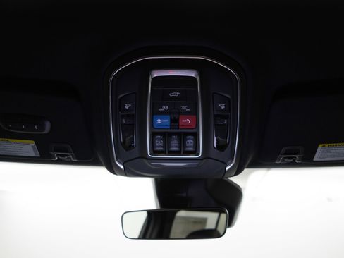 New 2026 Jeep Grand Cherokee L Limited w/ Limited Altitude Package AWD/4WD image 35