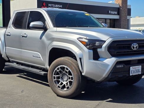 Used 2024 Toyota Tacoma SR5 image 2