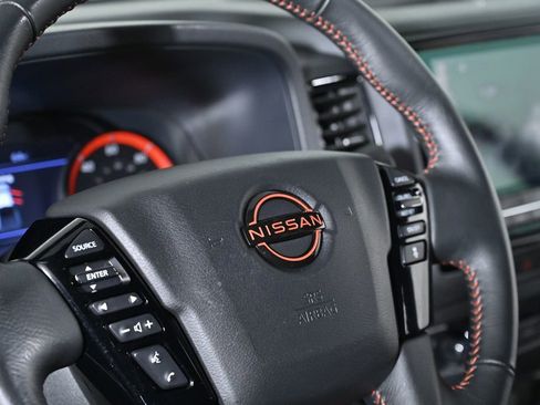 Used 2023 Nissan Frontier PRO-4X w/ Technology Package image 13