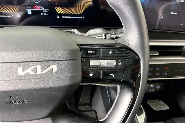 Certified 2026 Kia Sorento S FWD image 11