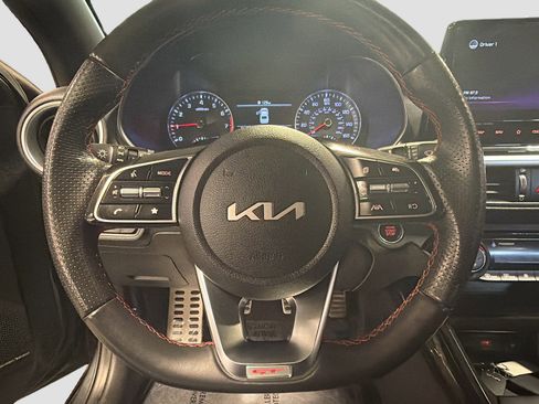 Used 2022 Kia Forte GT FWD image 18