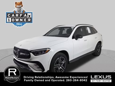 Used 2026 Mercedes-Benz GLC 300 4MATIC image 1