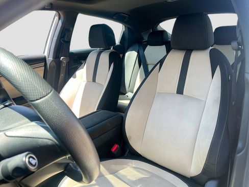 Used 2018 Honda Civic EX image 20