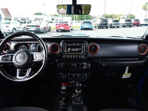 Used 2021 Jeep Gladiator Mojave AWD/4WD image 31