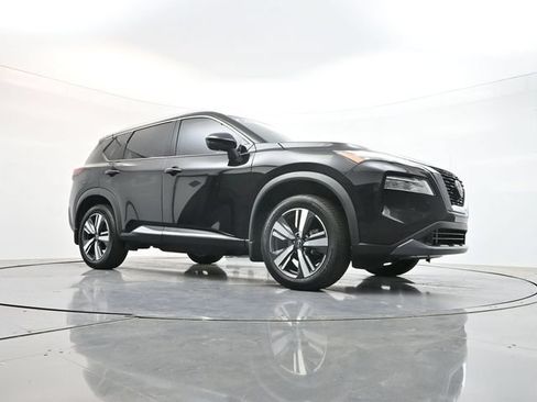 Used 2023 Nissan Rogue SL AWD/4WD image 26