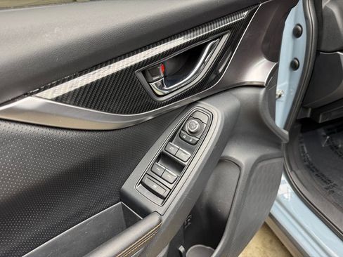 Used 2020 Subaru Crosstrek 2.0i Limited w/ Moonroof Package image 11