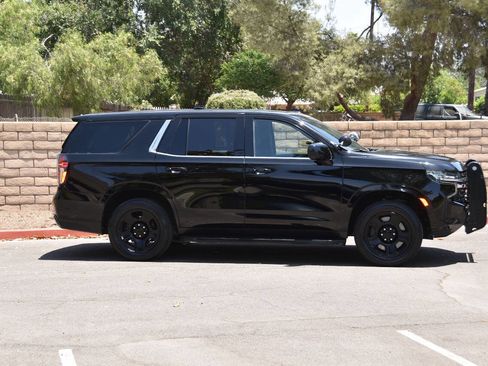 Used 2022 Chevrolet Tahoe 2WD image 32
