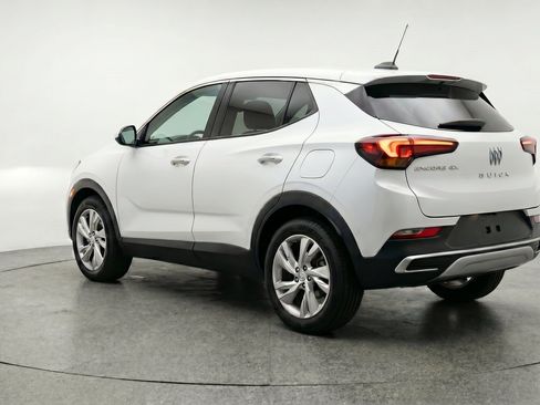 Used 2025 Buick Encore GX Preferred AWD/4WD image 6