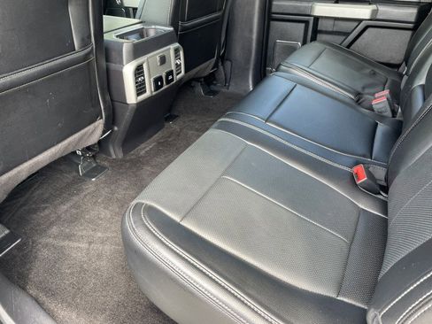 Used 2018 Ford F150 Lariat image 14