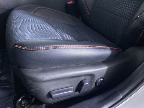 Used 2015 Toyota Camry SE image 8