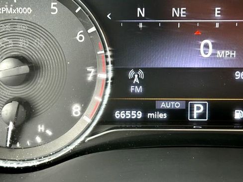 Used 2024 INFINITI QX80 Luxe image 28