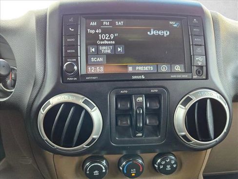 Used 2015 Jeep Wrangler Unlimited Sahara w/ Connectivity Group image 13