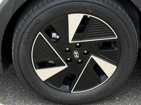 New 2026 Hyundai Ioniq 5 SE RWD image 6