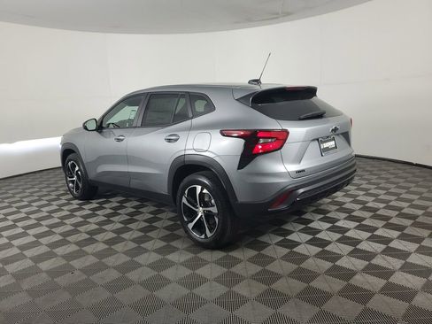New 2026 Chevrolet Trax RS FWD image 6