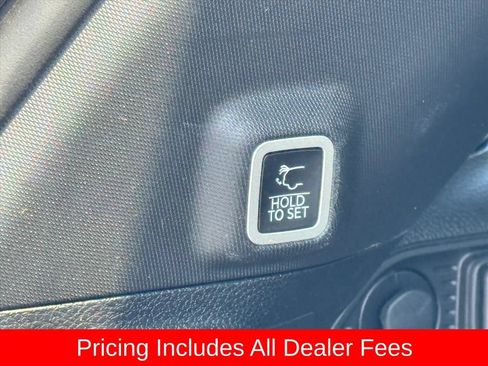 Used 2023 Jeep Grand Cherokee Limited w/ Trailer Tow Prep Group (B) AWD/4WD image 11