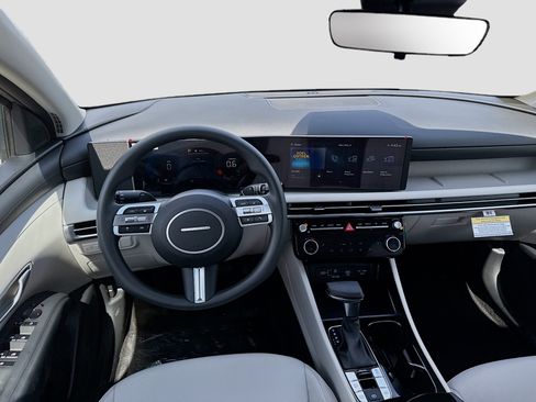 New 2026 Hyundai Tucson SEL FWD image 15